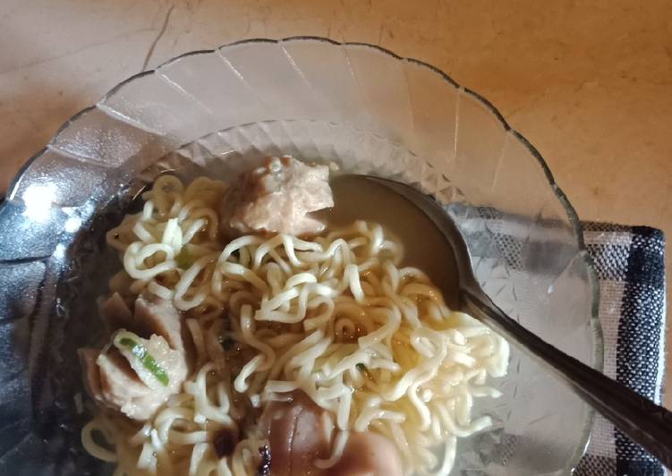 Mie bakso