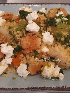 Zöldséges kuszkusz csirkemellel recept fotója