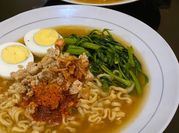 Gambar mie kangkung