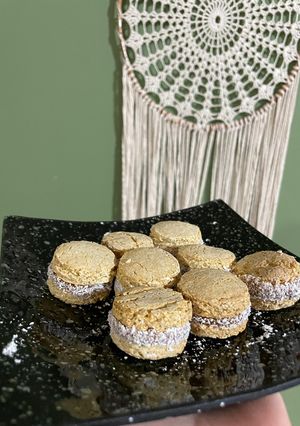 Una foto de Alfajor de maizena con harina de avena