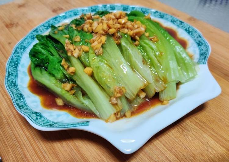 Recipe of Perfect Lettuce in oyster sauce served in 5 minutes