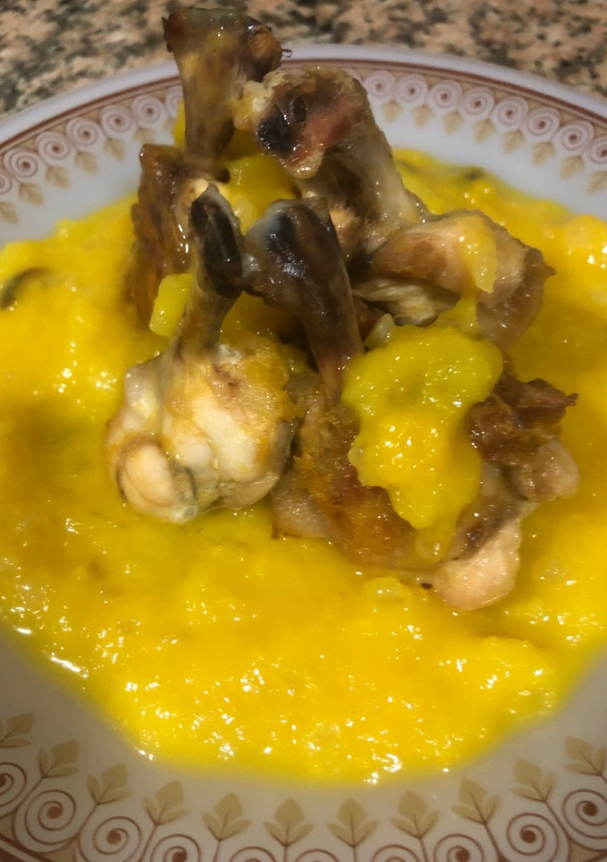 Una foto de 342. Chupa chups de pollo rellenos con salsa chutney de mango en Airfryer (principal carne)