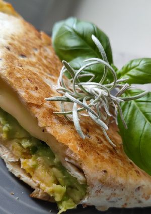Zdjęcie przepisu Zapiekana tortilla.