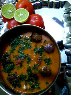 स्टफ्ड लौकी कोफ्ता(Stuffed lauki kofta recipe in hindi) रेसिपी मुख्य फोटो
