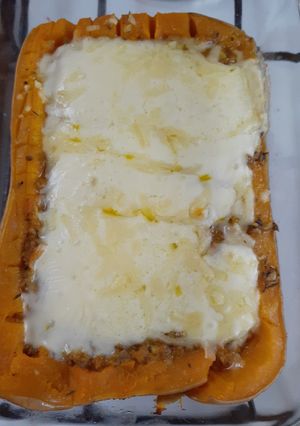 Una foto de Zapallo al horno relleno con carne 😋
