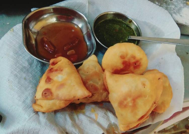 Recipe of Quick Aloo matar samosa