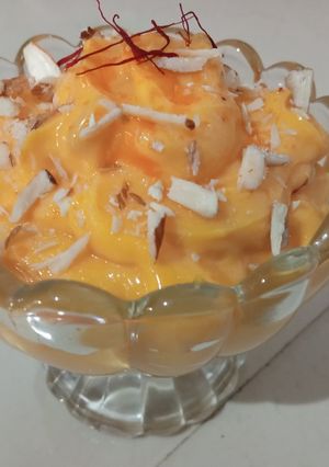 A picture of Kesar shrikhand.