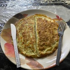 A picture of Keto Vegetable stuffed Cheese Omelette.