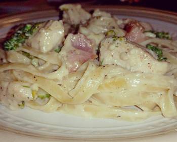 Popular Cuisine Broccoli Chicken Bacon Alfredo Delicious Steady