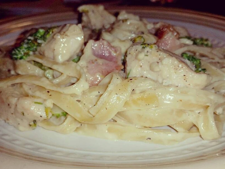 Easy Way Make Recipe Broccoli Chicken Bacon Alfredo that is Delicious, Perfect}