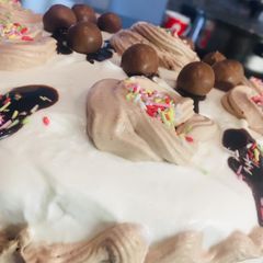 A picture of Vanilla best cake.