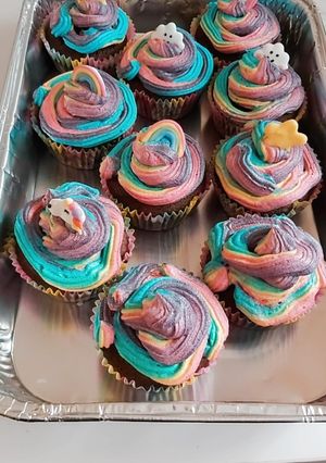 Φωτογραφία της συνταγής Πολύχρωμα cupcakes🌈