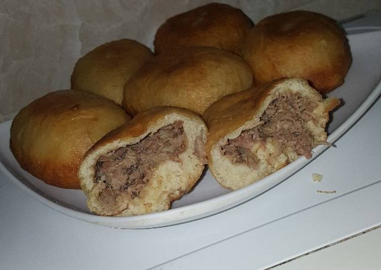 How to Quick at dinner Beef pirozhki