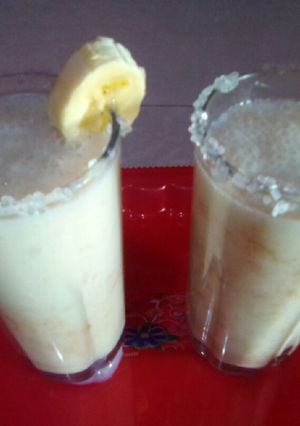 A picture of Banana Cardamom Smoothie.