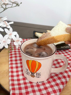 Foto resep Es Coklat Susu Kekinian Ala Cafe