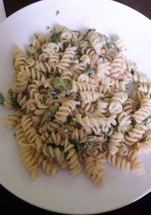 Una foto de Espirales con salsa de verduras