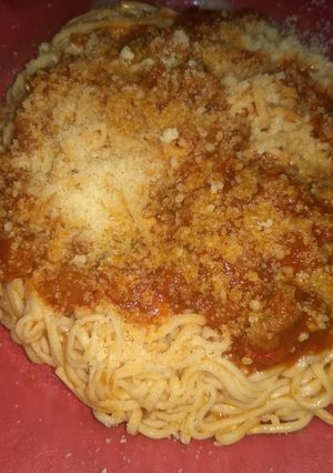Una foto de Fideos caseros con salsa