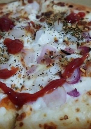 A picture of Veg pizza.