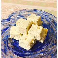 A picture of Vegan herb cheese made from Tofu.