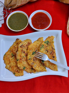सूजी बैम्बिनो पैनकेक रेसिपी मुख्य फोटो