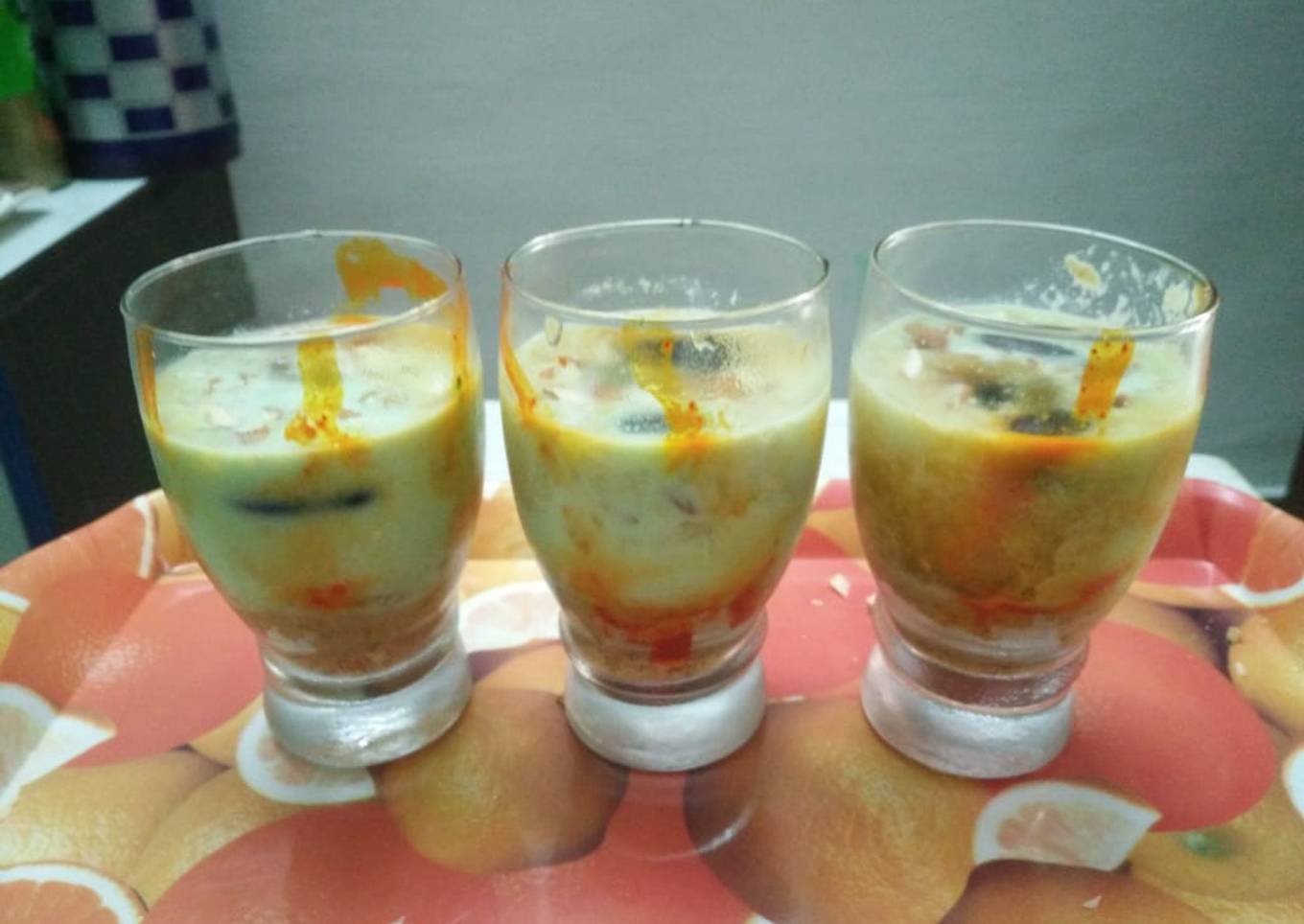 Summer mango biscuit shake