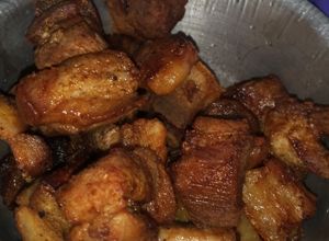Una foto de Chicharrón de cochino al estilo llanero