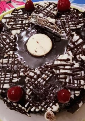 A picture of Chocolate truffle cake.