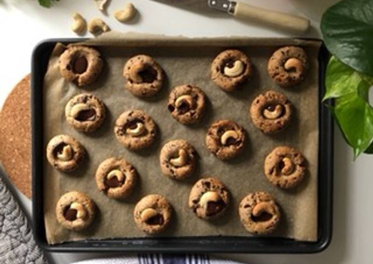 Cashew & Chocolate Thumbprint Cookies