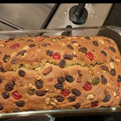 A picture of Eggless Plum Cake.