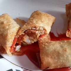 A picture of Non vegetable spring roll.