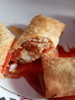 A picture of Non vegetable spring roll.