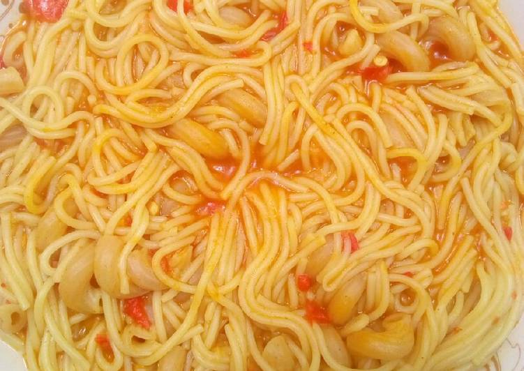 Steps to Prepare Super Quick Homemade Jollof Spaghetti and macroni