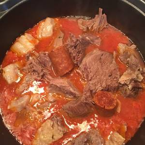 Piperrada con tomate y carne de cocido (2 parte del cocido)