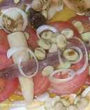 Ensalada variada con habitas confitadas