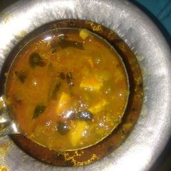 A picture of Matar paneer.