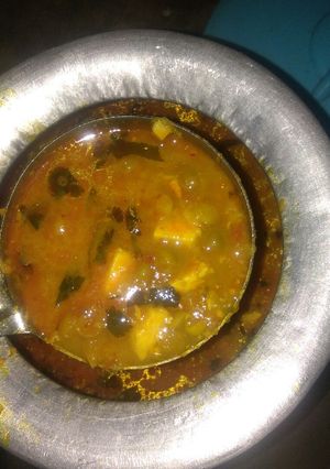 A picture of Matar paneer.