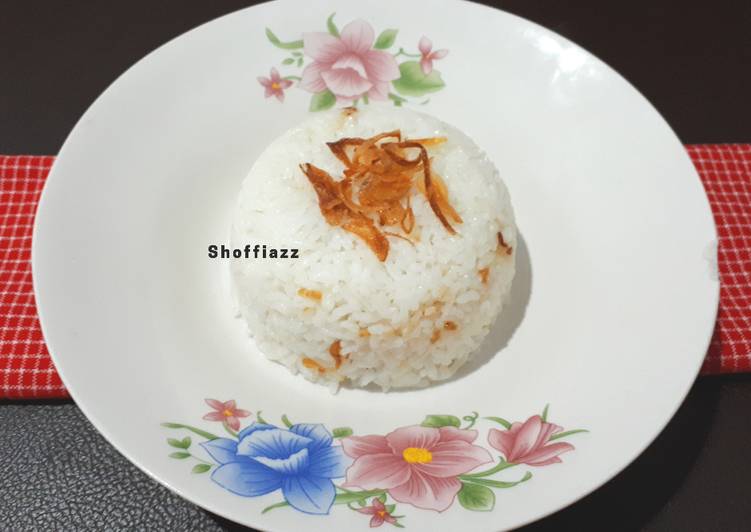 Resep Nasi Uduk Rice Cooker yang Menggugah Selera