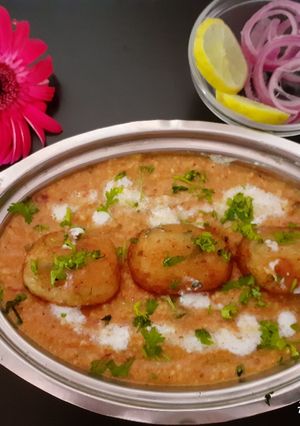 A picture of Cheese Kofta Curry.