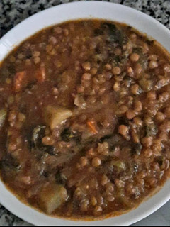 Una foto de Lentejas con verduras a mi estilo en olla rápida