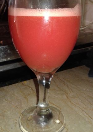 A picture of Watermellon juice.