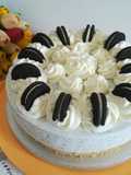 Tort serowy z rozetkami i OREO