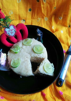 A picture of Lemon Yoghurt Cake.