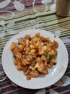 ફરાળી સાબુદાણા ની ખીચડી (Farali Sabudana Khichdi Recipe In Gujarati) રેસીપી મુખ્ય ફોટો