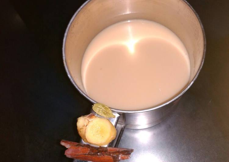 Teh khas India *Masala chai*