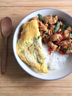 Foto resep Pad Kra Pao / Ayam Kemangi Thailand