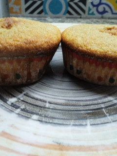 Una foto de Muffins saludables de coco y avena. Sin harina