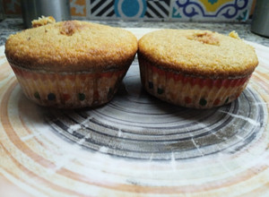 Una foto de Muffins saludables de coco y avena. Sin harina