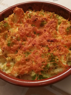 Una foto de Brócoli con bechamel y bacon