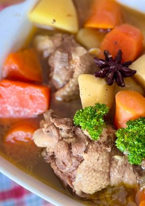 Hình của món Đùi Vịt Hầm Khoai Tây Cà Rốt Ngũ Vị Hương.