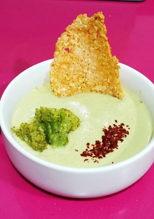 Una foto de Crema de brócoli con queso azul